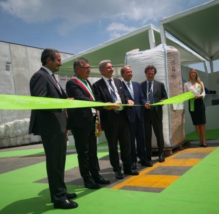Permalink to NextChem, la plastica riciclata gioiello di tecnologia NextChem, la plastica riciclata gioiello di tecnologia
