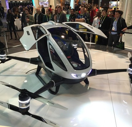 Al CES il primo drone elettrico che trasporta persone