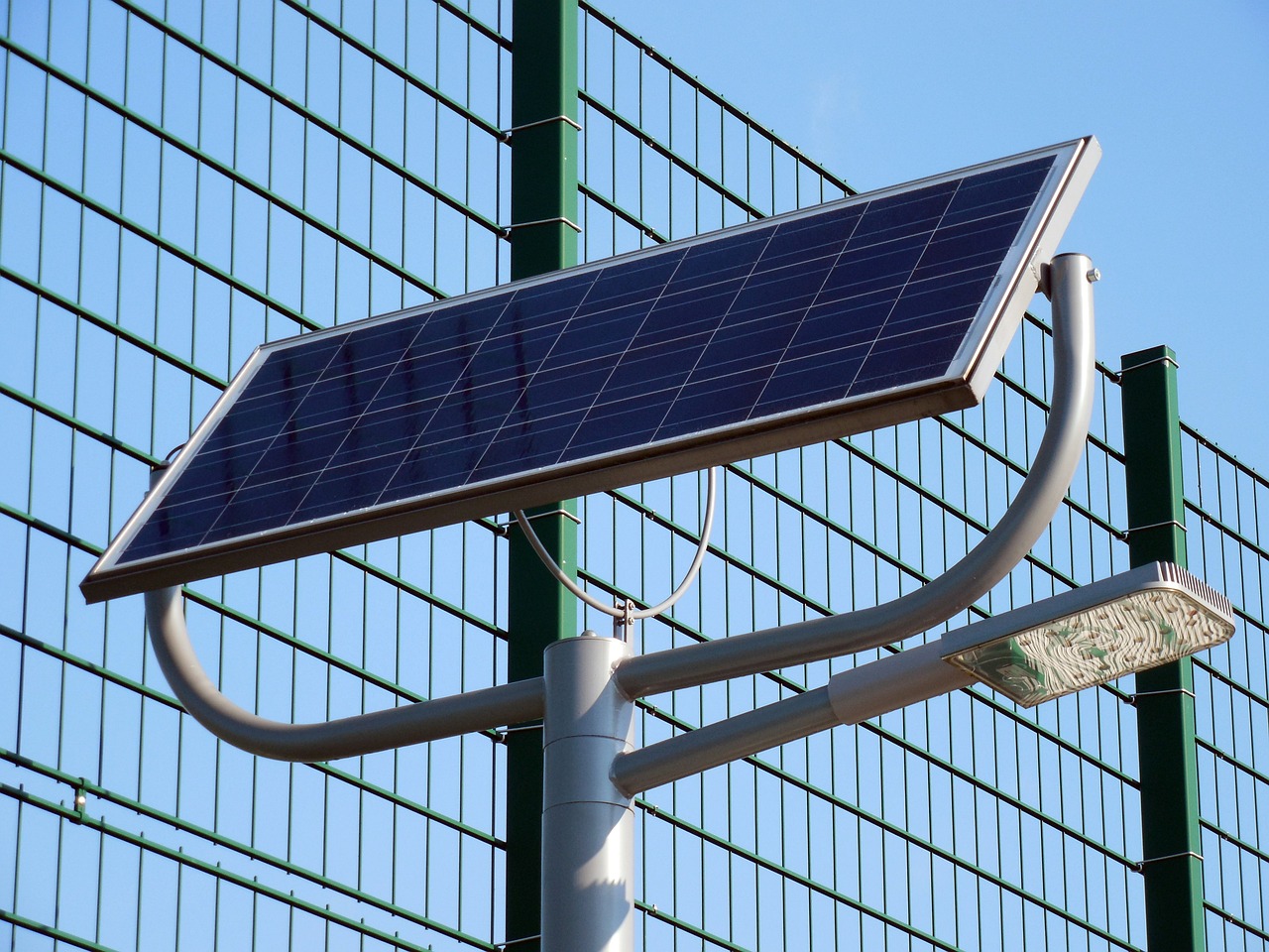 ﻿Fotovoltaico: arrivano i pannelli solari LG NeON R con prestazioni aumentate