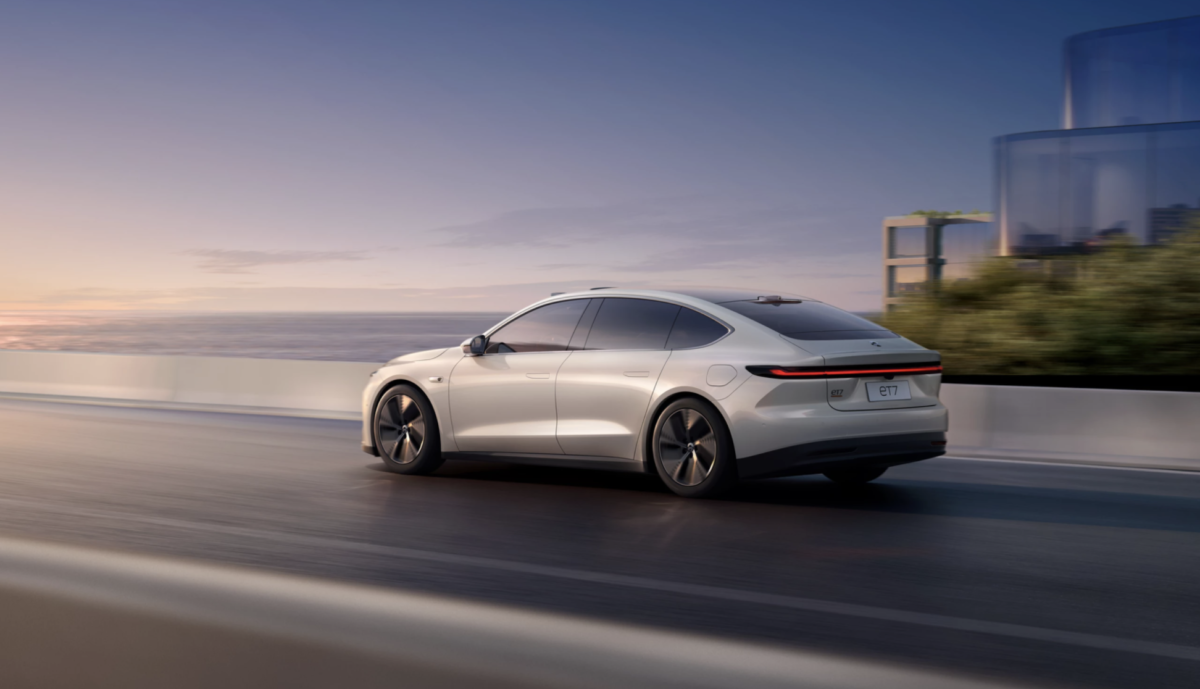 Nio ET7 berlina elettrica cinese