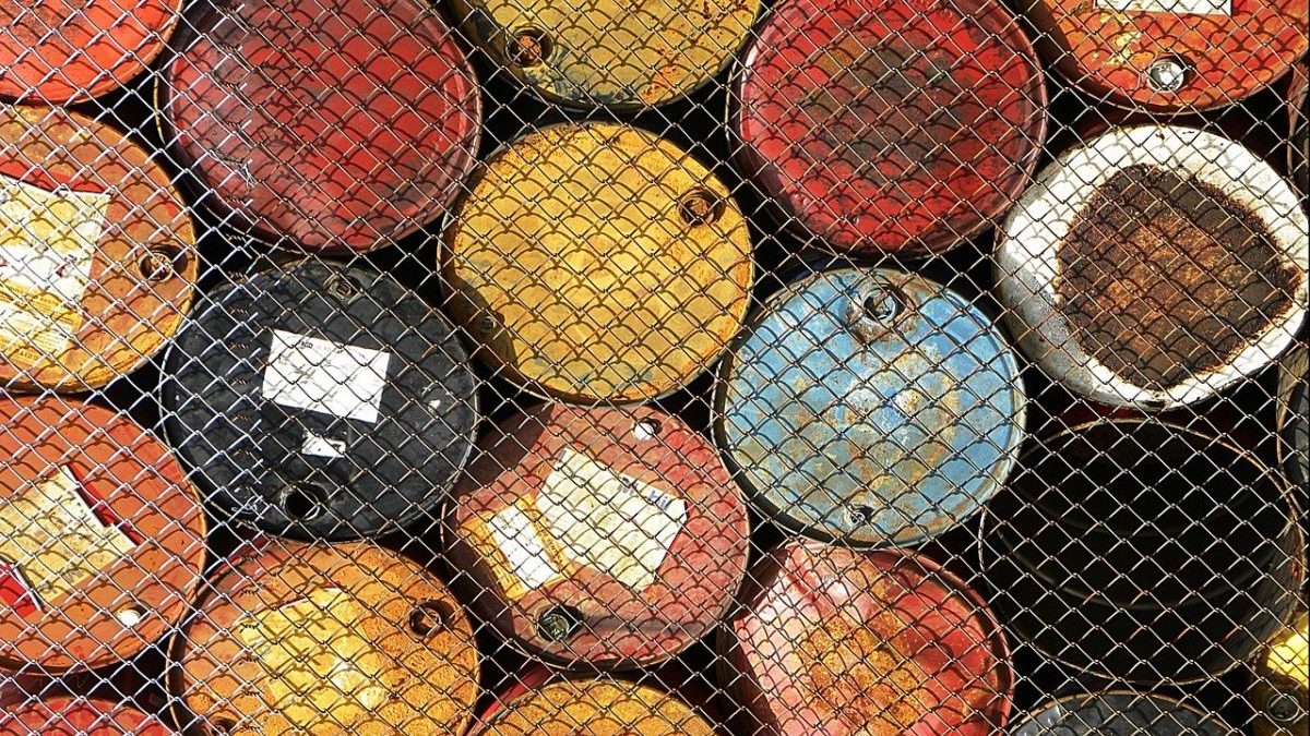 Picco del petrolio: Rystad lo anticipa al 2026