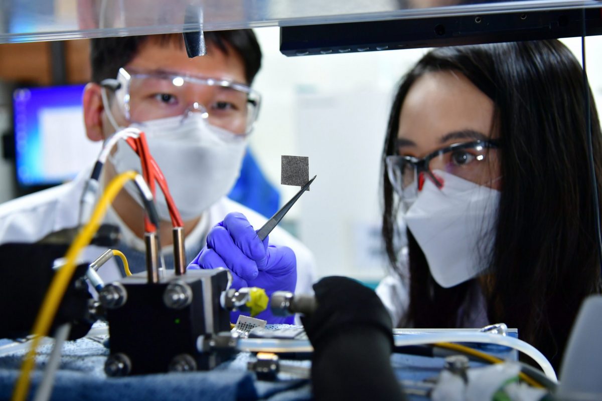 Fuel cell rigenerative