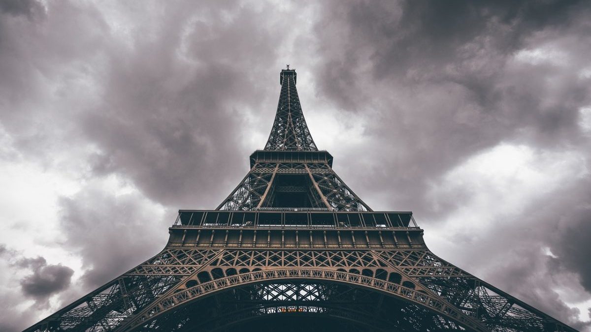 Inazione climatica: Parigi condannata, il governo deve fare di più