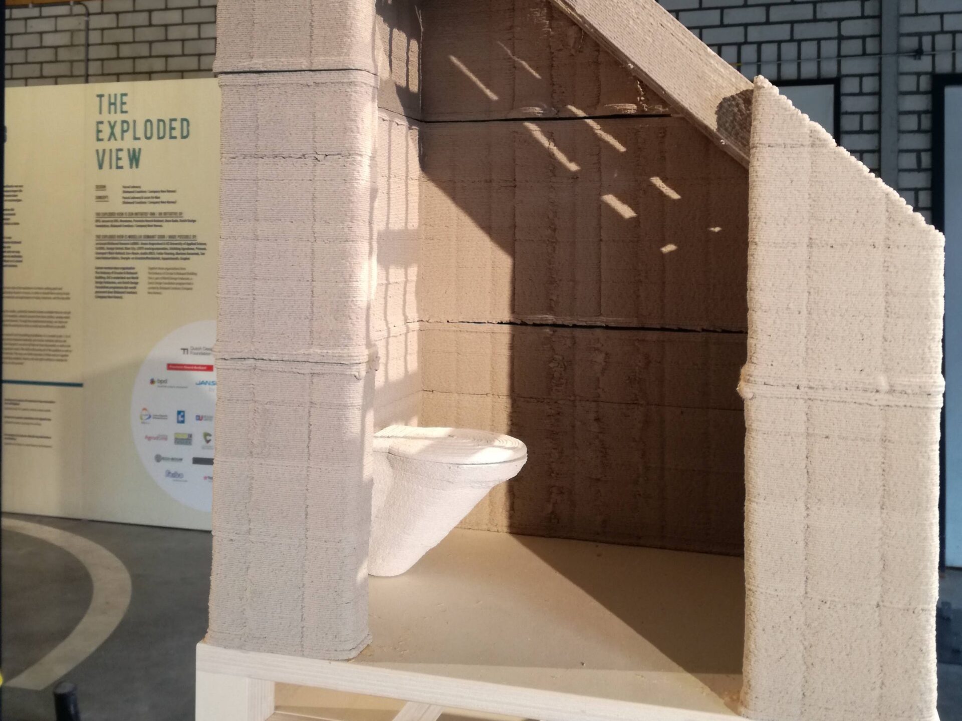 Il bagno stampato in 3D dalla carta igienica riciclata - omlab - credits: Biobased Building