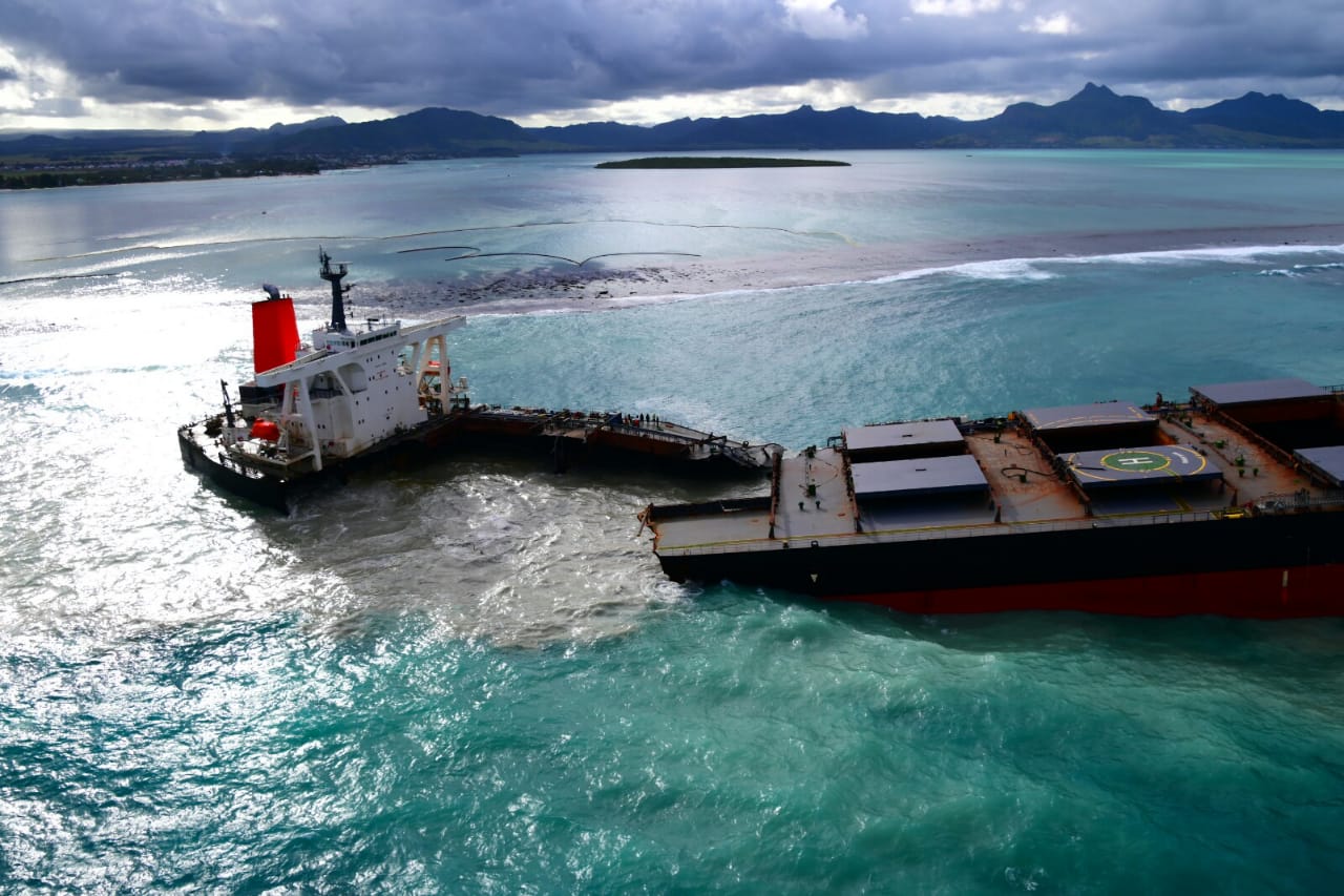 Disastro ambientale alle Mauritius: 20 mesi al capitano della nave