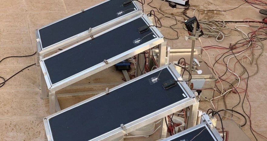 Rinnovabili • pannelli fotovoltaici producono acqua