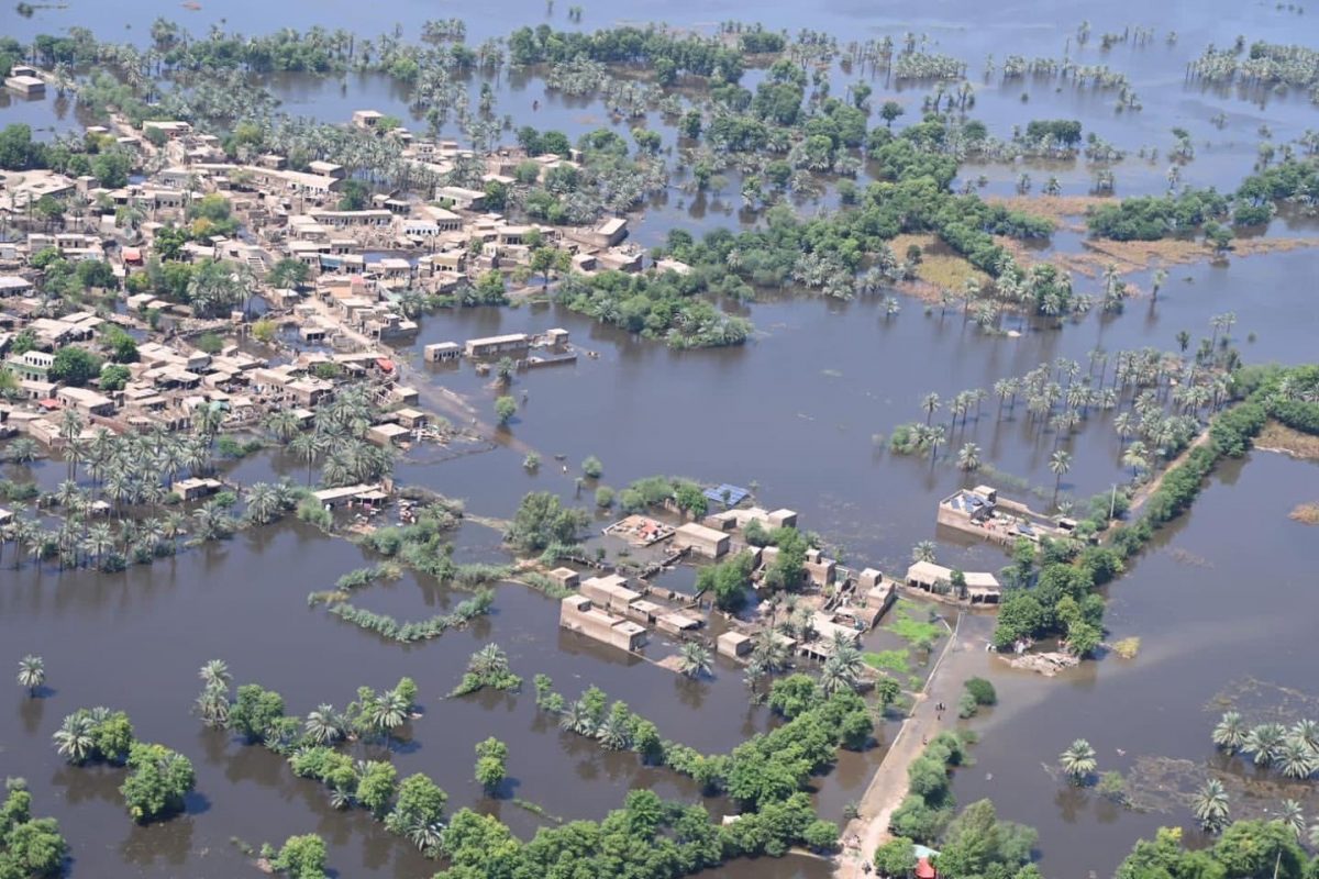 Inondazioni in Pakistan, l’Onu: “E’ un massacro climatico”