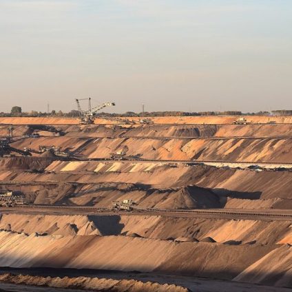 Rinnovabili • Stop al carbone: RWE lo anticipa di 8 anni, al 2030