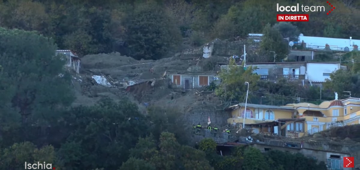 Frana a Ischia: tra crisi climatica e abusivismo
