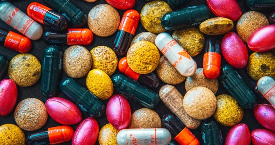 Rinnovabili • Resistenza agli antibiotici: allarme sui fornitori dei grandi marchi della carne