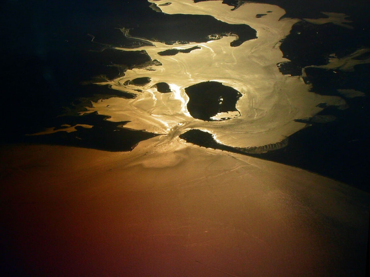 Fuoriuscita di petrolio in UK: contaminata l’area protetta di Poole Harbour