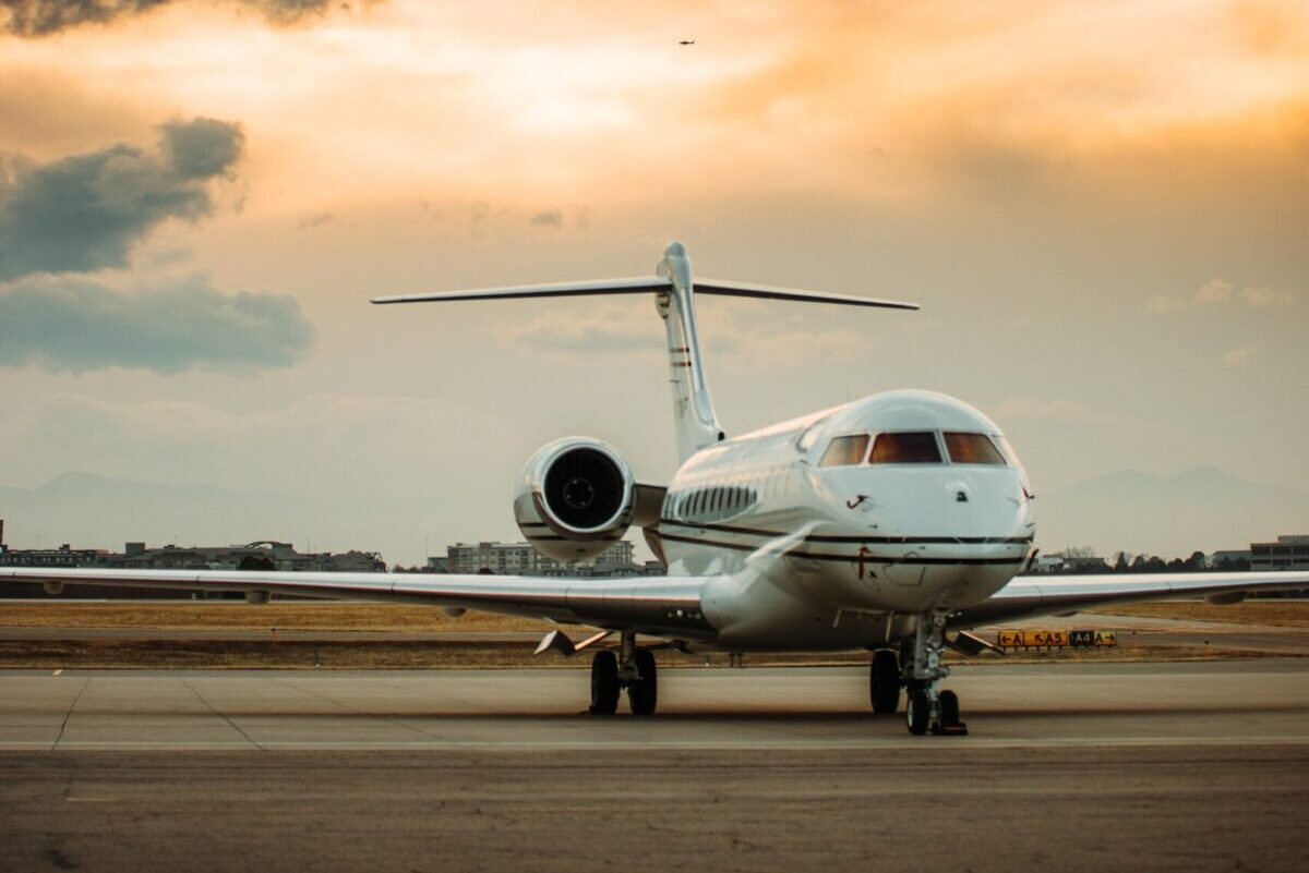 Jet privati: Italia 4° in Europa per voli super-inquinanti