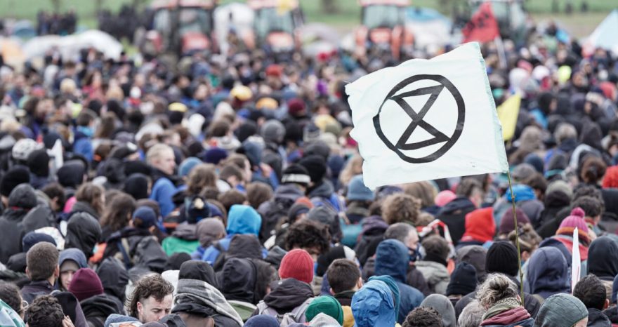 Rinnovabili • Mega bacini irrigui: proteste in Francia contro l’accaparramento dell’acqua