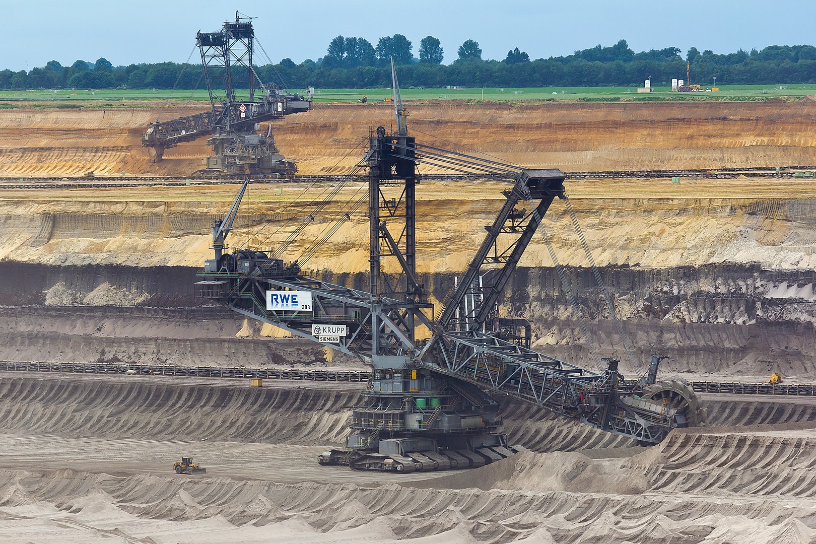 Miniera di lignite di Garzweiler: via l’eolico per far spazio al carbone