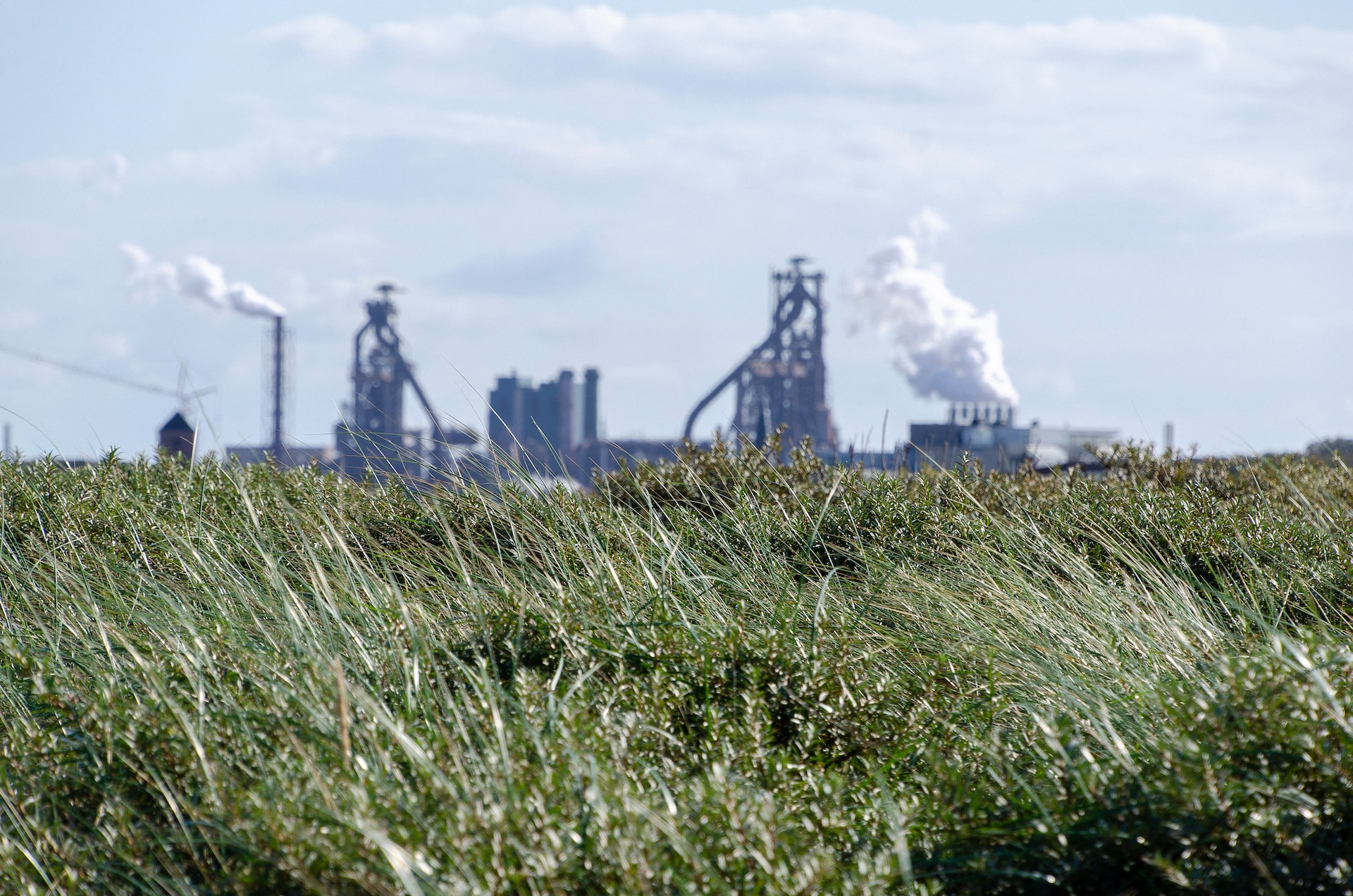 Riduzione emissioni: l’India fissa per la 1° volta limiti per settori CO2-intensive