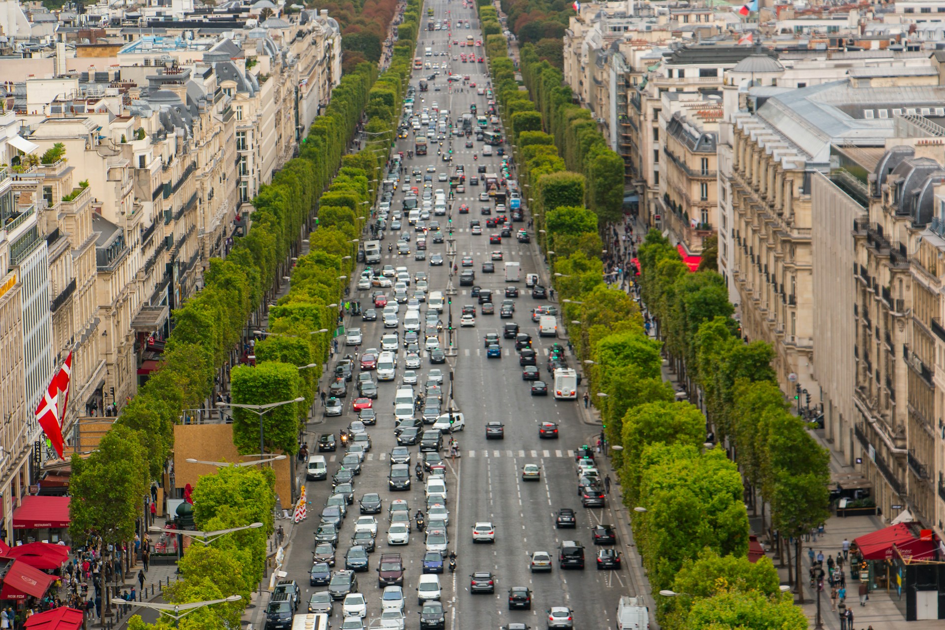 Tariffa parcheggio SUV Parigi: un referendum le triplica