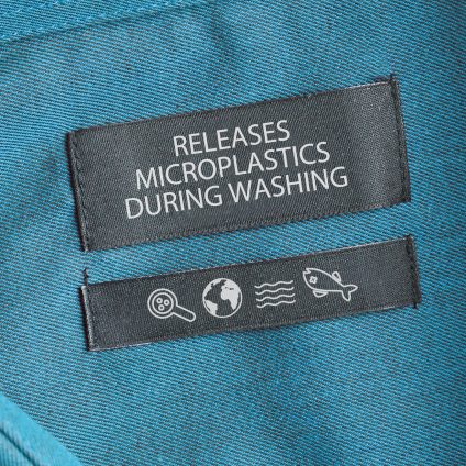 Rinnovabili • rimuovere le microplastiche dalle acque reflue