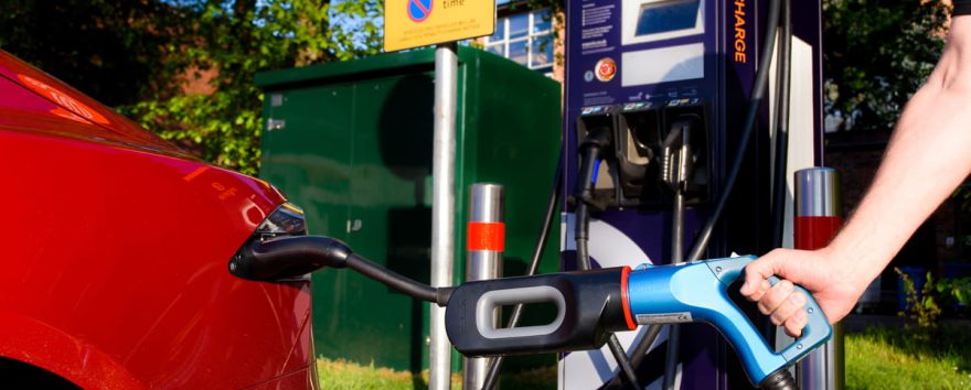 Colonnine auto elettriche: in Italia, raddoppiate in 2 anni