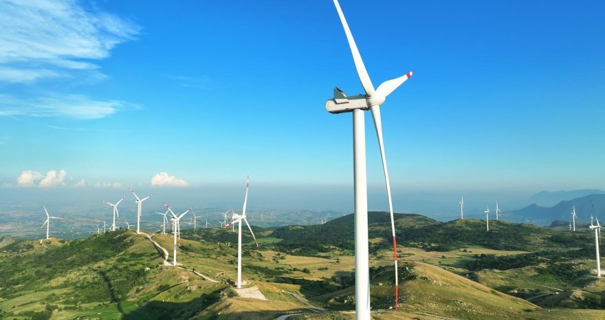 Rinnovabili • Al via la fase nazionale di “Creiamo Energia”, la campagna di RWE che offre ai cittadini l'opportunità di investire in un nuovo parco eolico
