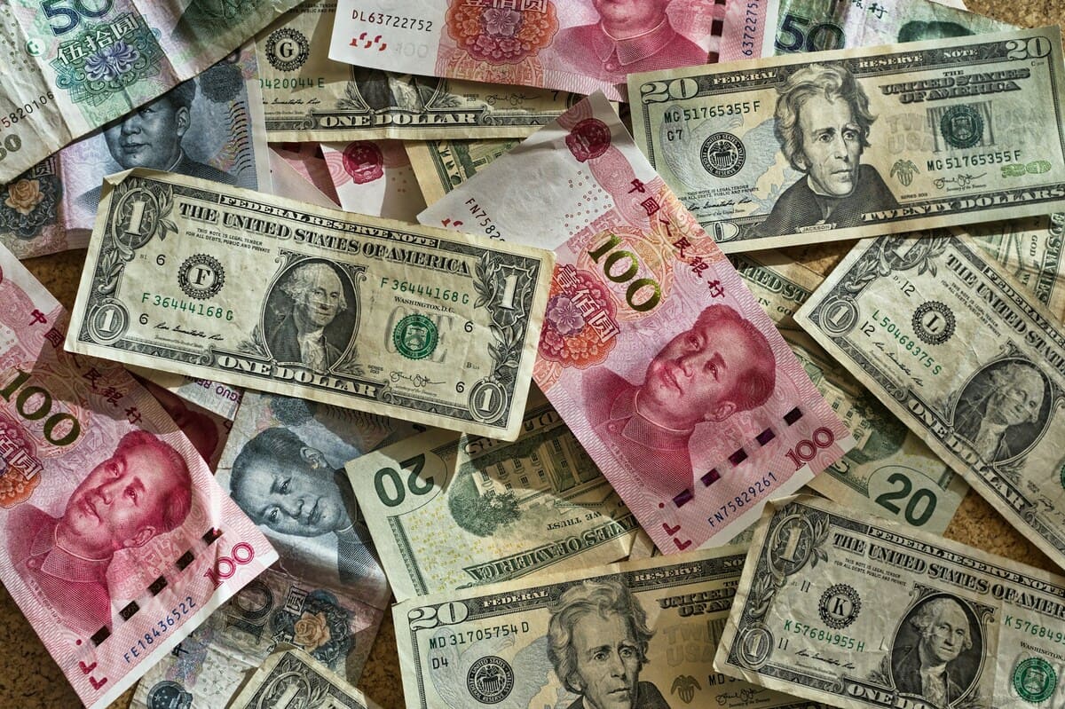 Finanza clima: Cop29, accordo su 2 obiettivi: 1300 e 250 miliardi