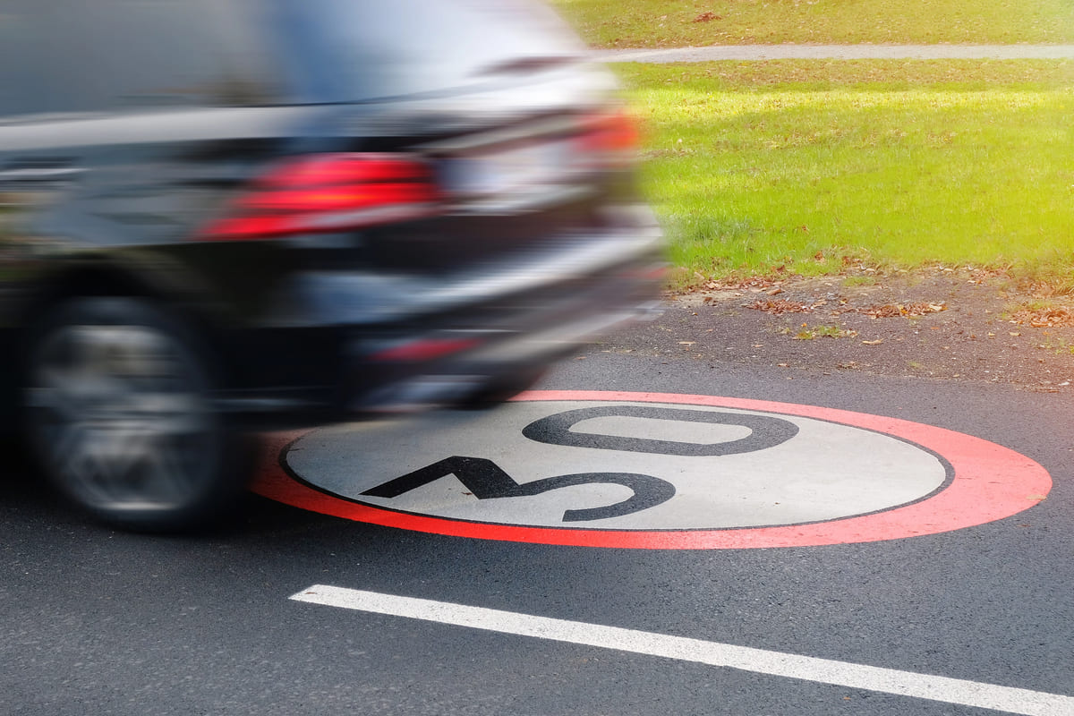 Città 30: 1 anno di limite a 30 km/h a Bologna