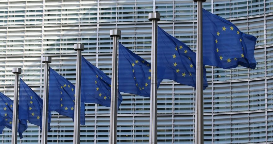 Rinnovabili • Industria dell'auto Ue in sofferenza. Acea: