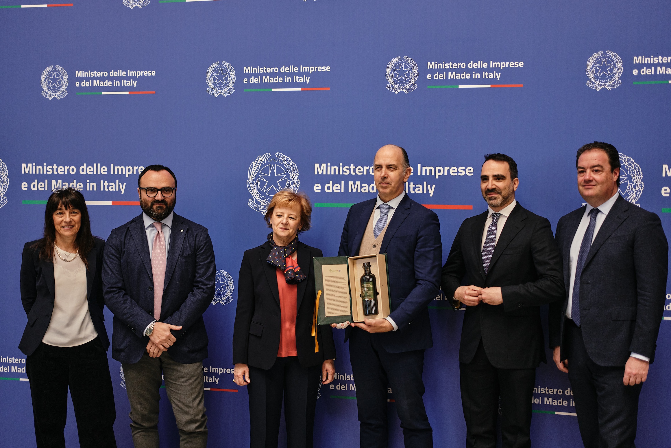 Rinnovabili • Professione olio d’oliva: l’eccellenza del saper fare italiano
