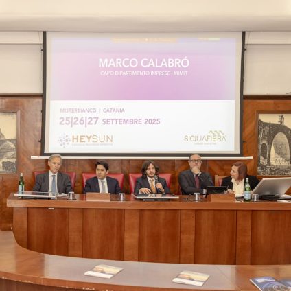 Rinnovabili • Presentata al MIMIT la fiera HeySun- Expo della transizione energetica
