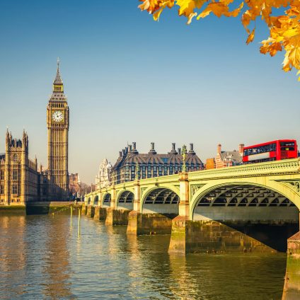 Rinnovabili • Cities in motion 2025: le 5 città più connesse e sostenibili al mondo 
