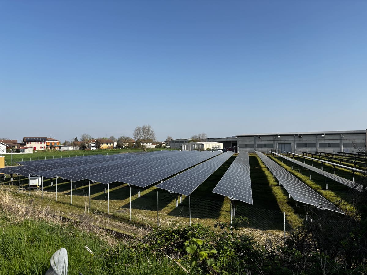 impianto fotovoltaico a Tricerro, in Piemonte.