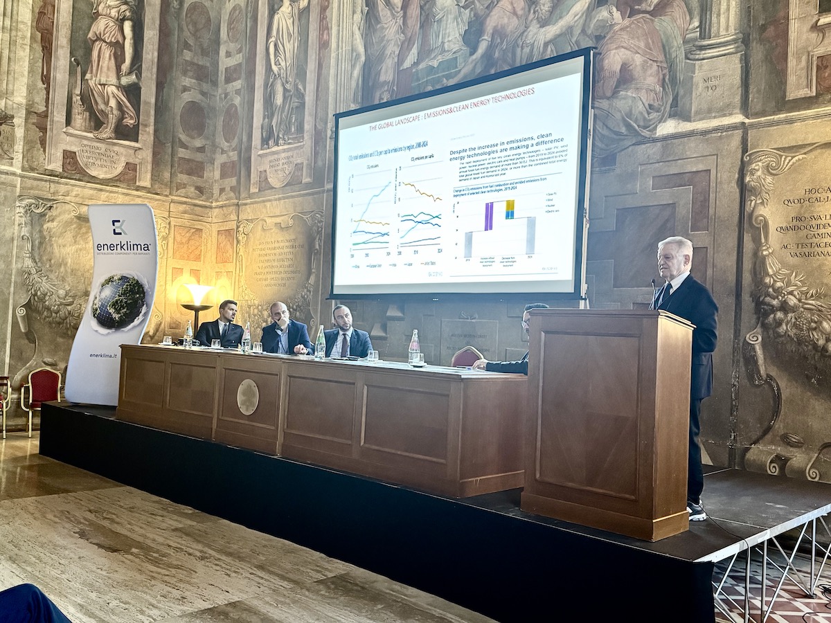 Oltre 200 professionisti hanno partecipato a un importante convegno sugli ultimi aggiornamenti normativi del nuovo Piano di Transizione 5.0