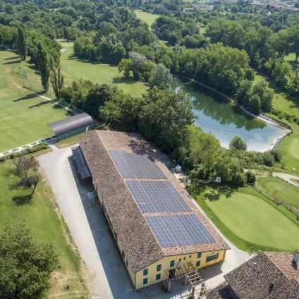 Rinnovabili • Fotovoltaico industriale: disponibile il nuovo configuratore C&I per calcolare costi e benefici