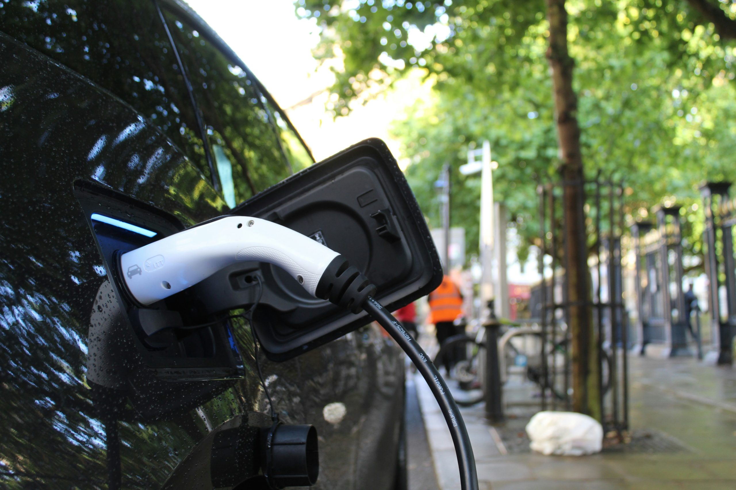 La rivincita delle piccole elettriche: da Renault a Leapmotor. E Toyota rilancia le EV