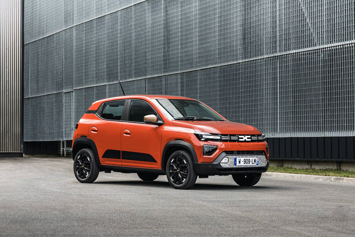 Rinnovabili • Dacia Spring, l'auto elettrica più economica in Italia: il test drive di Rinnovabili