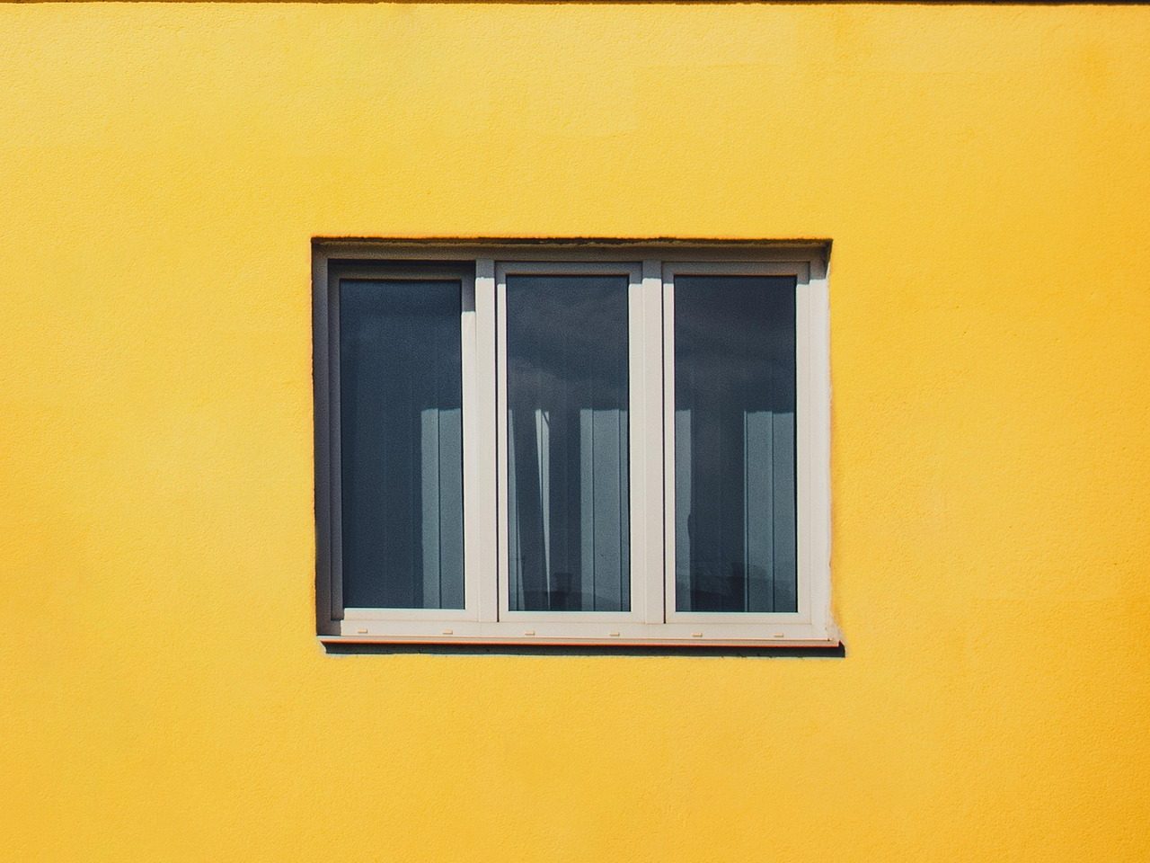 BIPV: Dalla ricerca spagnola il modulo fotovoltaico a micro concentrazione e semitrasparente