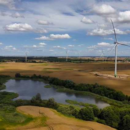 Rinnovabili • vendita di un progetto eolico da 83,2 MW nel comune di Pelplin, nella Polonia centro-settentrionale, a Enea Nowa Energia