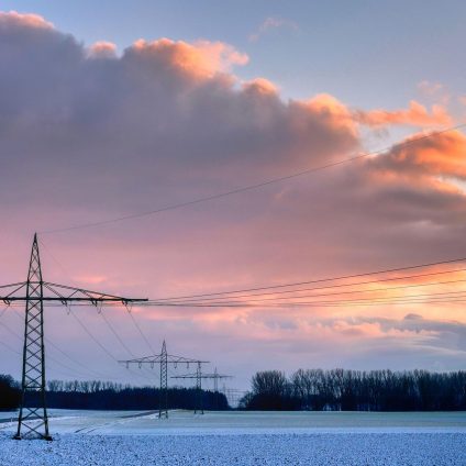 Rinnovabili • Il 41% della produzione elettrica mondiale è senza CO2 ma il caldo spinge in alto le fossili