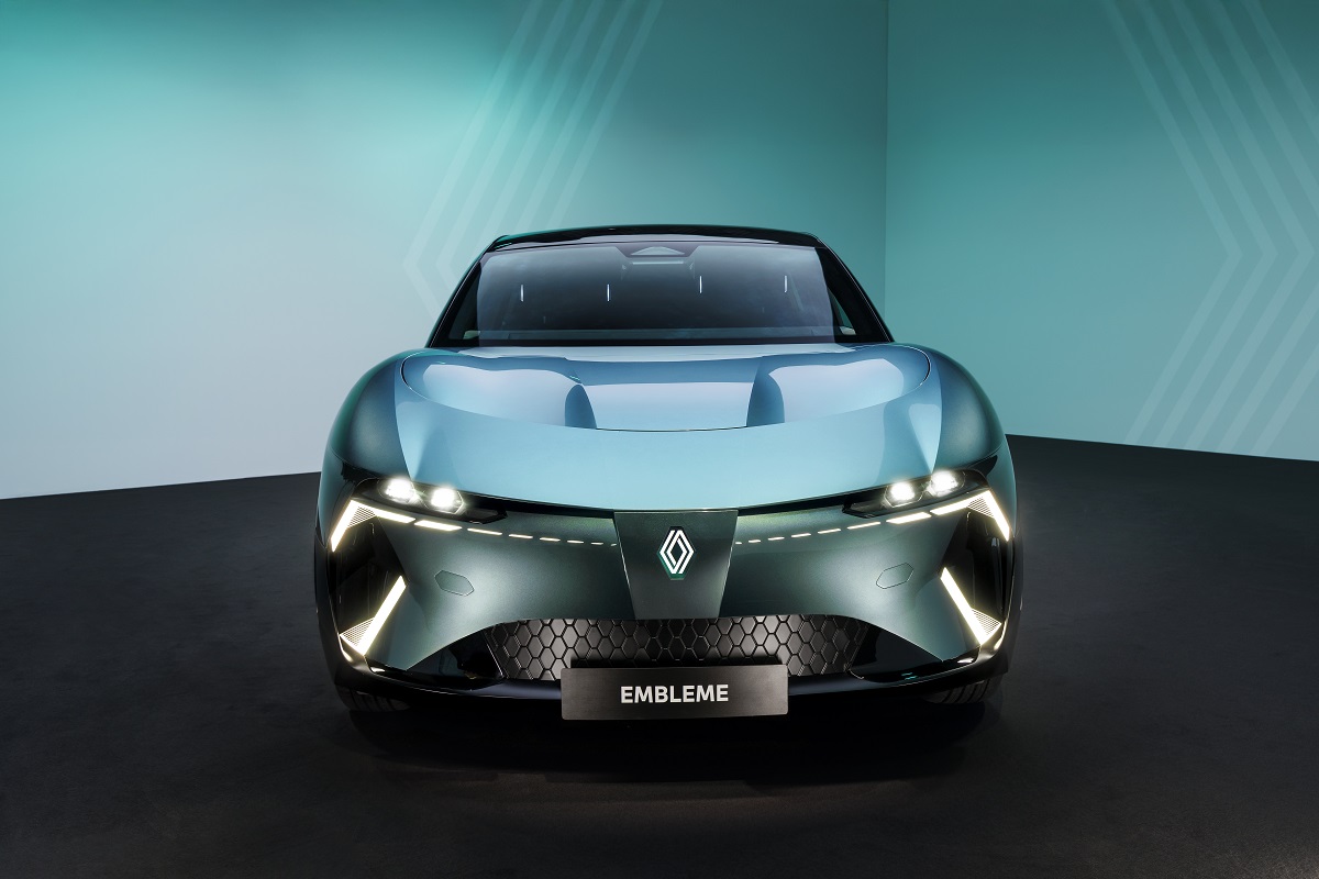 Rinnovabili • Renault Emblème riduce le emissioni del 90%. A fine vita? Quasi tutto riciclabile