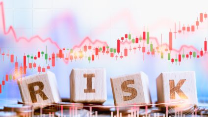 Rinnovabili • Rischio climatico settore bancario: l’EBA lancia i primi indicatori condivisi per la UE