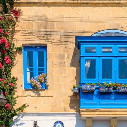 Rinnovabili • Cos'è una veranda sul balcone e quando diventa una veranda abusiva?