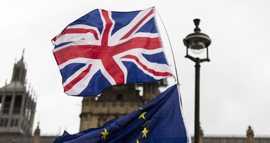 Rinnovabili • Raggiunta l'intesa tra Regno Unito ed Europa sul collegamento dei mercati di carbonio