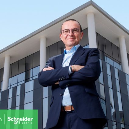Rinnovabili • Schneider Electric lancia il programma Impact Buildingscon il suo primo sito a Dubai