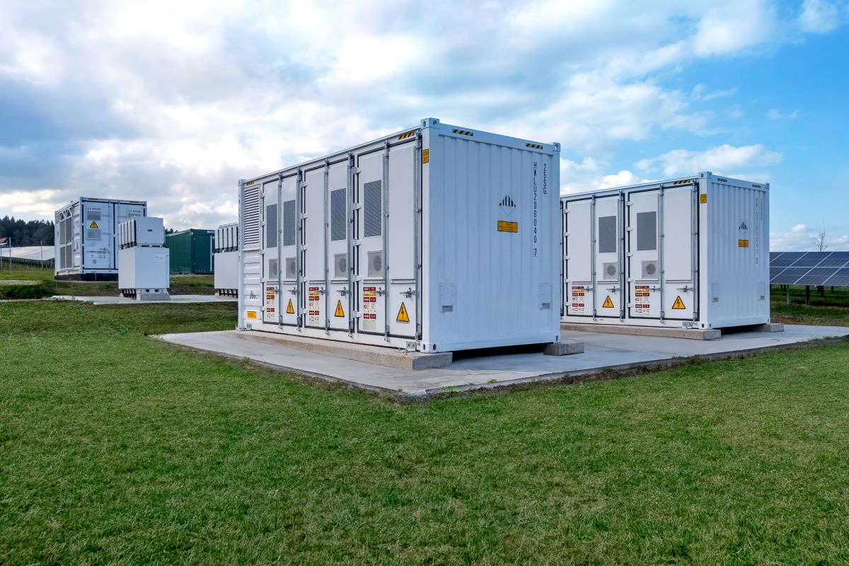 BayWa r.e. completa la vendita del suo più grande progetto di accumulo di energia a batteria in Europa