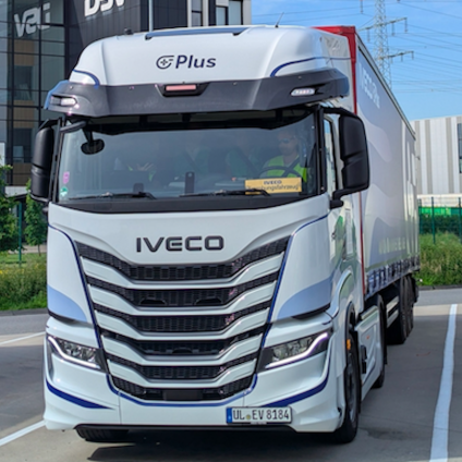 Rinnovabili • Camion a guida autonoma sempre più vicini: Iveco conduce test di successo in Germania