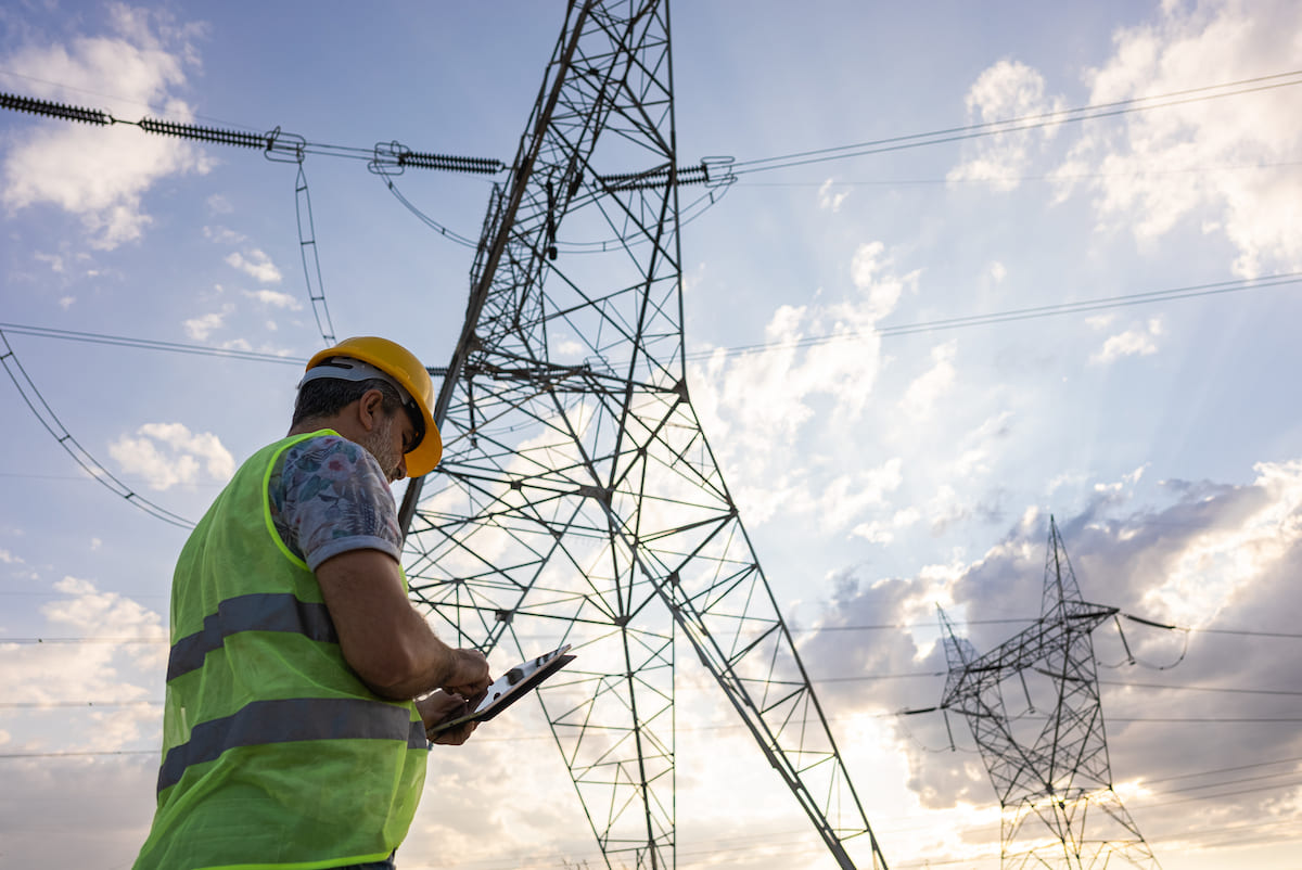 Rinnovabili • PRYSMIAN e GCCIA guidano l'innovazione sostenibile per le reti elettriche in Medio Oriente grazie a conduttori E3X