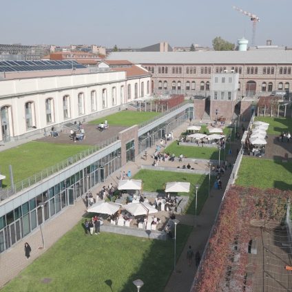 Rinnovabili • Campus Grapes, il vigneto urbano hi-tech che coniuga tecnologia e rigenerazione urbana