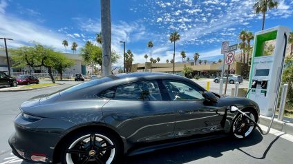 Rinnovabili • Mercato globale EV, le elettriche saranno il 40% nel 2030. Il report globale dell'AIE traccia la rotta