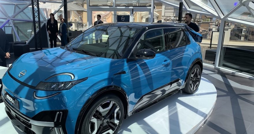 Rinnovabili • Nuova Nissan Micra: torna l'iconica giapponese al 100% elettrica