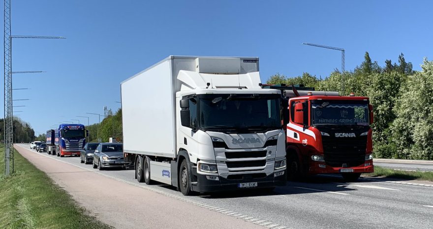 Rinnovabili • Camion elettrico, grande risparmio su costi e materie prime, secondo studio su economia circolare