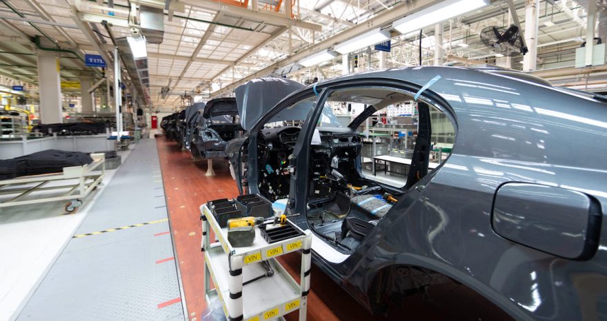 Rinnovabili • Target CO₂ Automotive: il Parlamento UE approva la flessibilità